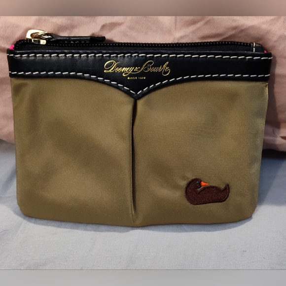 Dooney & Bourke Handbags - Vintage DOONEY & BOURKE Zipper Pouch/Wallet